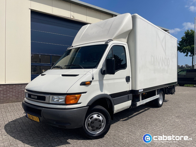 Iveco 40C12 Daily 4x2 Bakwagen Euro 3 - Bouwjaar 2003 - APK tot 10-05-2026 -Handgeschakelde versnellingsbak - Tarbesõiduk furgoon: pilt 2 Iveco 40C12 Daily 4x2 Bakwagen Euro 3 - Bouwjaar 2003 - APK tot 10-05-2026 -Handgeschakelde versnellingsbak - Tarbesõiduk furgoon: pilt 2