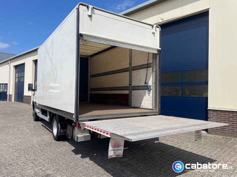 Iveco 40C12 Daily 4x2 Bakwagen Euro 3 - Bouwjaar 2003 - APK tot 10-05-2026 -Handgeschakelde versnellingsbak - Tarbesõiduk furgoon: pilt 4 Iveco 40C12 Daily 4x2 Bakwagen Euro 3 - Bouwjaar 2003 - APK tot 10-05-2026 -Handgeschakelde versnellingsbak - Tarbesõiduk furgoon: pilt 4