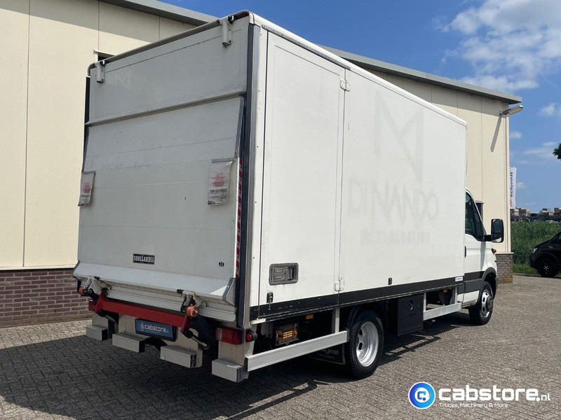 Iveco 40C12 Daily 4x2 Bakwagen Euro 3 - Bouwjaar 2003 - APK tot 10-05-2026 -Handgeschakelde versnellingsbak - Tarbesõiduk furgoon: pilt 3 Iveco 40C12 Daily 4x2 Bakwagen Euro 3 - Bouwjaar 2003 - APK tot 10-05-2026 -Handgeschakelde versnellingsbak - Tarbesõiduk furgoon: pilt 3