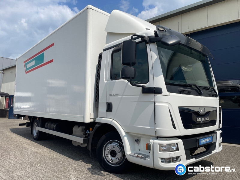 MAN TGL 8.180 4X2 BL Euro 6 - Bakwagen - Bouwjaar 2014 - Laadklep - 3 zitplaatsen - Km 432.134 - Kasti veoauto: pilt 1 MAN TGL 8.180 4X2 BL Euro 6 - Bakwagen - Bouwjaar 2014 - Laadklep - 3 zitplaatsen - Km 432.134 - Kasti veoauto: pilt 1