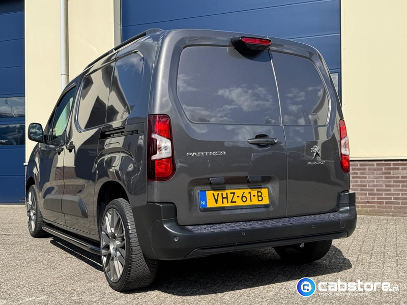 Peugeot Partner 1.5 Blue HDI Asphalt Euro 6 - Gesloten bestelwagen - Bouwjaar 2021 - Km 45.128 !! - Luxe uitvoering - Zeer mooi !! - Väike kaubik: pilt 5 Peugeot Partner 1.5 Blue HDI Asphalt Euro 6 - Gesloten bestelwagen - Bouwjaar 2021 - Km 45.128 !! - Luxe uitvoering - Zeer mooi !! - Väike kaubik: pilt 5