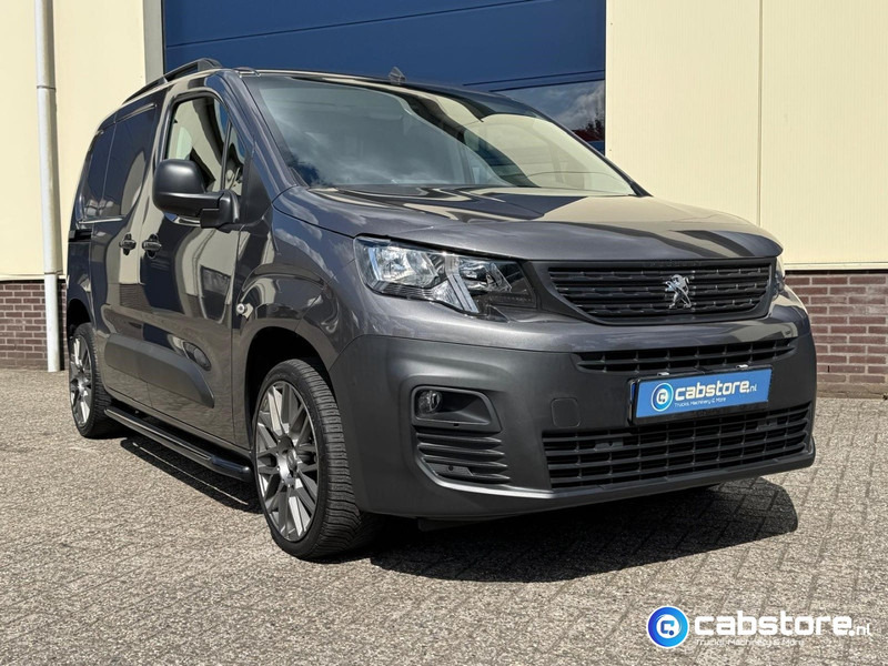 Peugeot Partner 1.5 Blue HDI Asphalt Euro 6 - Gesloten bestelwagen - Bouwjaar 2021 - Km 45.128 !! - Luxe uitvoering - Zeer mooi !! - Väike kaubik: pilt 2 Peugeot Partner 1.5 Blue HDI Asphalt Euro 6 - Gesloten bestelwagen - Bouwjaar 2021 - Km 45.128 !! - Luxe uitvoering - Zeer mooi !! - Väike kaubik: pilt 2