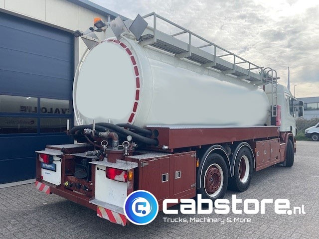 Scania P 380 B 6X2*4 HNA - RETARDER - Tankwagen olie - Olietank - ADR - 16.920 liter - Bouwjaar 2007 - Km 881.924 - Tsisternauto: pilt 4 Scania P 380 B 6X2*4 HNA - RETARDER - Tankwagen olie - Olietank - ADR - 16.920 liter - Bouwjaar 2007 - Km 881.924 - Tsisternauto: pilt 4