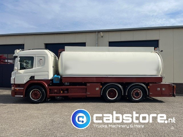 Scania P 380 B 6X2*4 HNA - RETARDER - Tankwagen olie - Olietank - ADR - 16.920 liter - Bouwjaar 2007 - Km 881.924 - Tsisternauto: pilt 5 Scania P 380 B 6X2*4 HNA - RETARDER - Tankwagen olie - Olietank - ADR - 16.920 liter - Bouwjaar 2007 - Km 881.924 - Tsisternauto: pilt 5