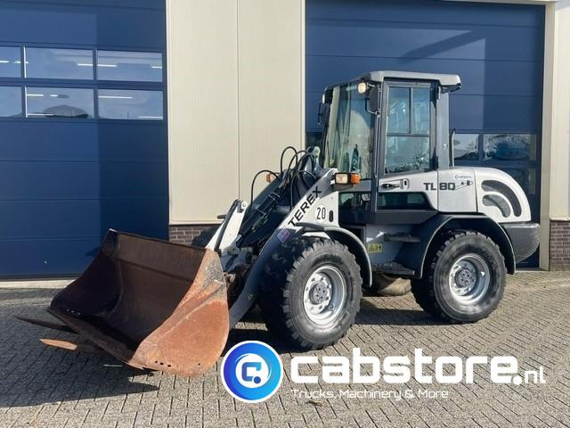 Terex TL 80 Wiellader - Bouwjaar 2008 - Urenstand 7490 - Palletvorken + Laadschop - Deutz Diesel - Rataslaadur: pilt 1 Terex TL 80 Wiellader - Bouwjaar 2008 - Urenstand 7490 - Palletvorken + Laadschop - Deutz Diesel - Rataslaadur: pilt 1