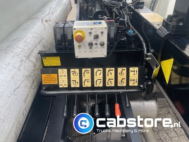 Kallurauto, Kraanaga veoauto Volvo FL 240 4x2 Euro 5 - Kipper - MKG HLK 45 a2 Autolaadkraan - Bouwjaar 2012 - APK 18-10-2025 - ORIGINAL Km 35.640 !!!! - Good condition !!: pilt 20
