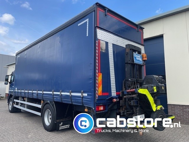 Volvo FM9 4X2R FAL9.0 RAD-A4 Volvo FM300 4x2 Euro 5 bakwagen - Schuifzeilen - Laadklep 2000 kg - Bouwjaar 2008 - Kooi-Aap heftruck - Tarbesõiduk furgoon: pilt 3 Volvo FM9 4X2R FAL9.0 RAD-A4 Volvo FM300 4x2 Euro 5 bakwagen - Schuifzeilen - Laadklep 2000 kg - Bouwjaar 2008 - Kooi-Aap heftruck - Tarbesõiduk furgoon: pilt 3