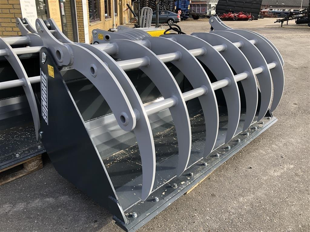 Sonarol Sonarol Heavy Duty Multiskovl - Esilaadur traktorile: pilt 3 Sonarol Sonarol Heavy Duty Multiskovl - Esilaadur traktorile: pilt 3