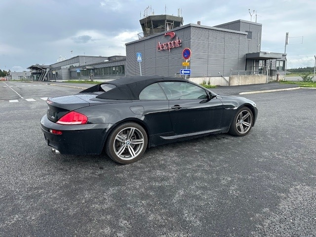 Auto BMW M6: pilt 14