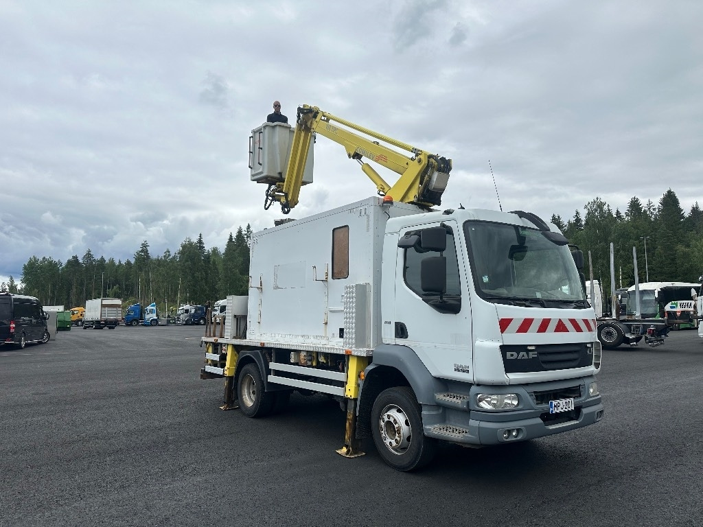 DAF 55.180 henkilönostin - Kraanaga veoauto: pilt 2 DAF 55.180 henkilönostin - Kraanaga veoauto: pilt 2