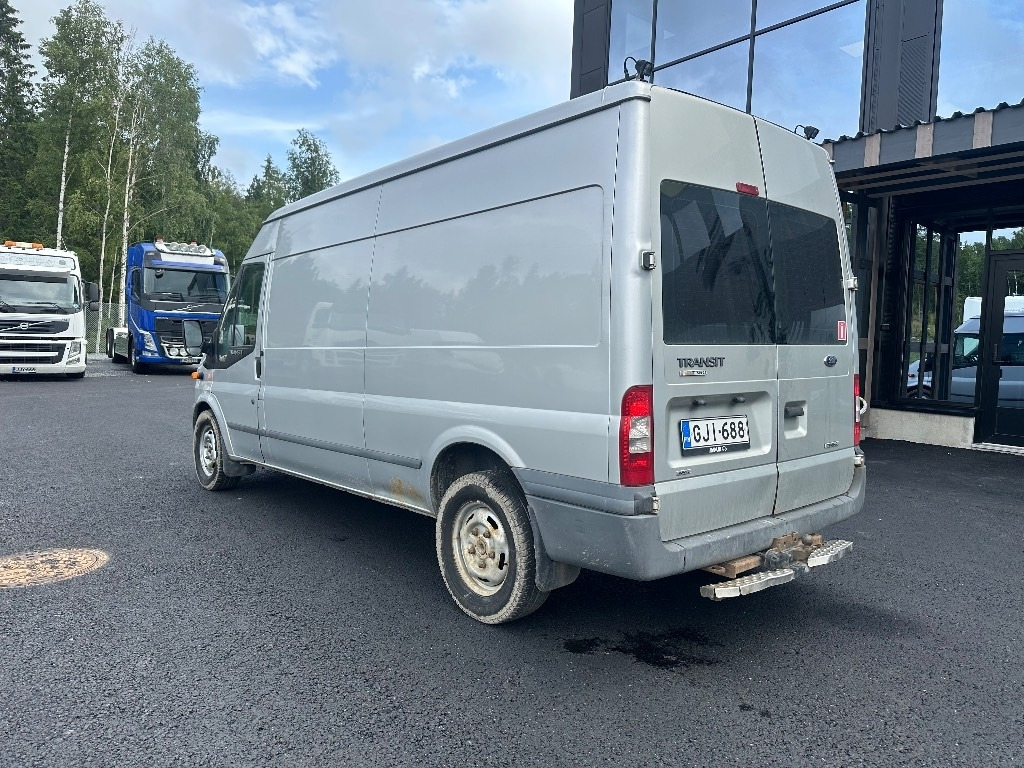 Ford Transit T350 4X4 huoltohyllyt - Kaubik: pilt 4 Ford Transit T350 4X4 huoltohyllyt - Kaubik: pilt 4