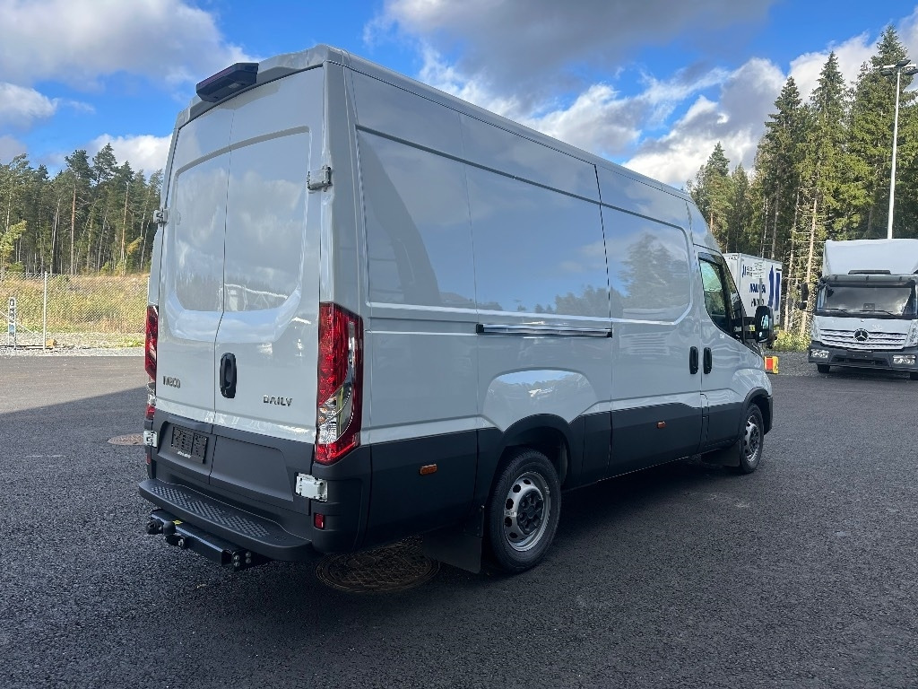 Iveco Daily 35S16A8 12m3 k-auto - Kaubik: pilt 4 Iveco Daily 35S16A8 12m3 k-auto - Kaubik: pilt 4