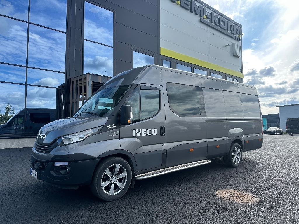 Iveco Daily 35S18A8 1+5 hlö retkeilyauto - Kaubik: pilt 1 Iveco Daily 35S18A8 1+5 hlö retkeilyauto - Kaubik: pilt 1