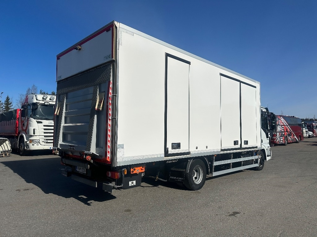Iveco Eurocargo 100E190 - Kasti veoauto: pilt 5 Iveco Eurocargo 100E190 - Kasti veoauto: pilt 5