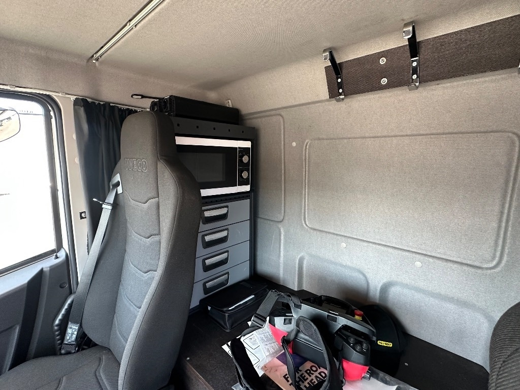 Uus Kraanaga veoauto Iveco Eurocargo ML150E28 4x4 sähkölaitos varustein: pilt 22