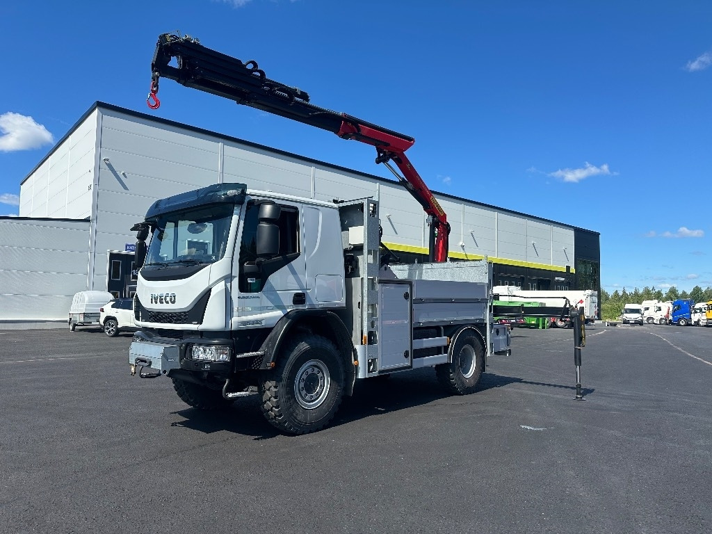 Iveco Eurocargo ML150E28 4x4 sähkölaitos varustein - Kraanaga veoauto: pilt 1 Iveco Eurocargo ML150E28 4x4 sähkölaitos varustein - Kraanaga veoauto: pilt 1