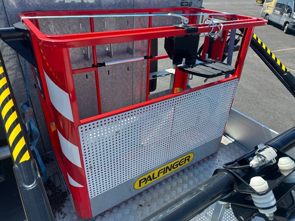 Uus Kraanaga veoauto Iveco Eurocargo ML150E28 4x4 sähkölaitos varustein: pilt 18