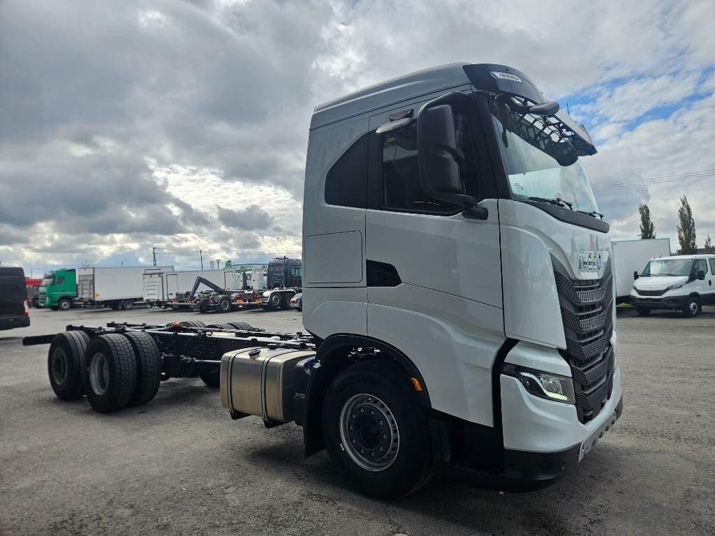 Iveco X-Way AS260X530 heti toimitukseen - Kabiinišassiiga veoauto: pilt 3 Iveco X-Way AS260X530 heti toimitukseen - Kabiinišassiiga veoauto: pilt 3