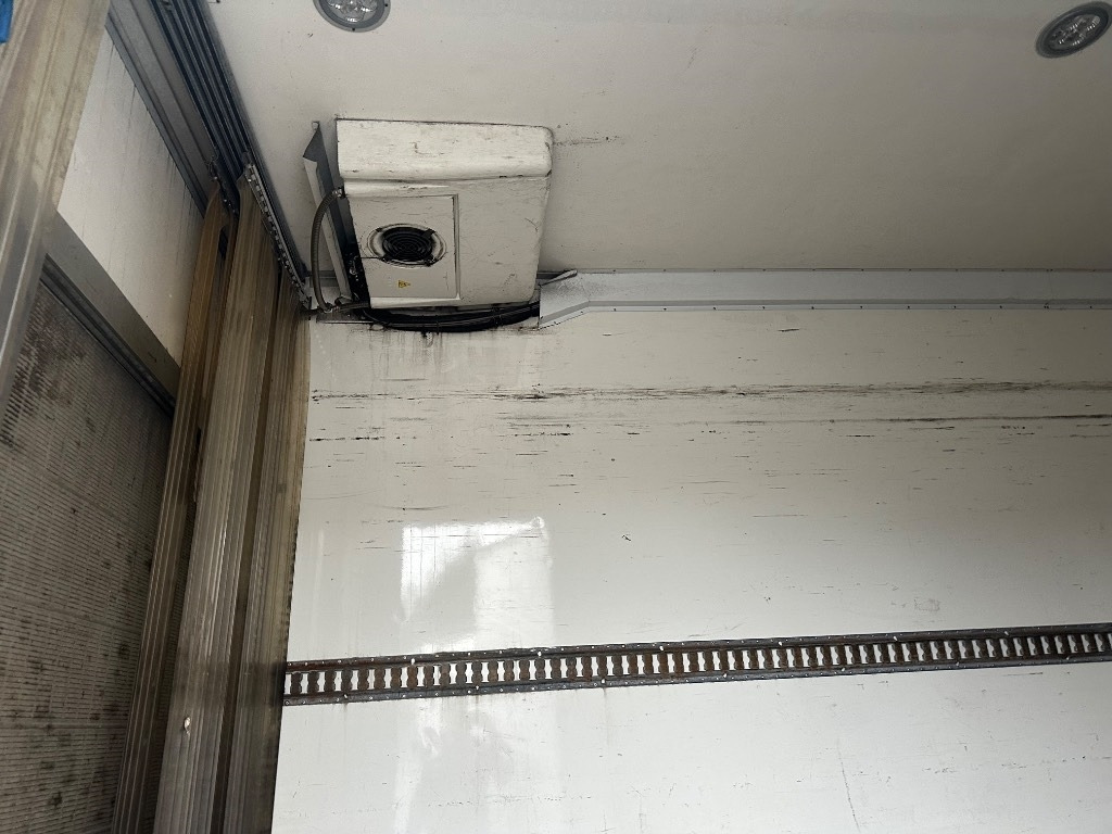 Mercedes-Benz Atego 818  - Külmutiga veoauto: pilt 5 Mercedes-Benz Atego 818  - Külmutiga veoauto: pilt 5