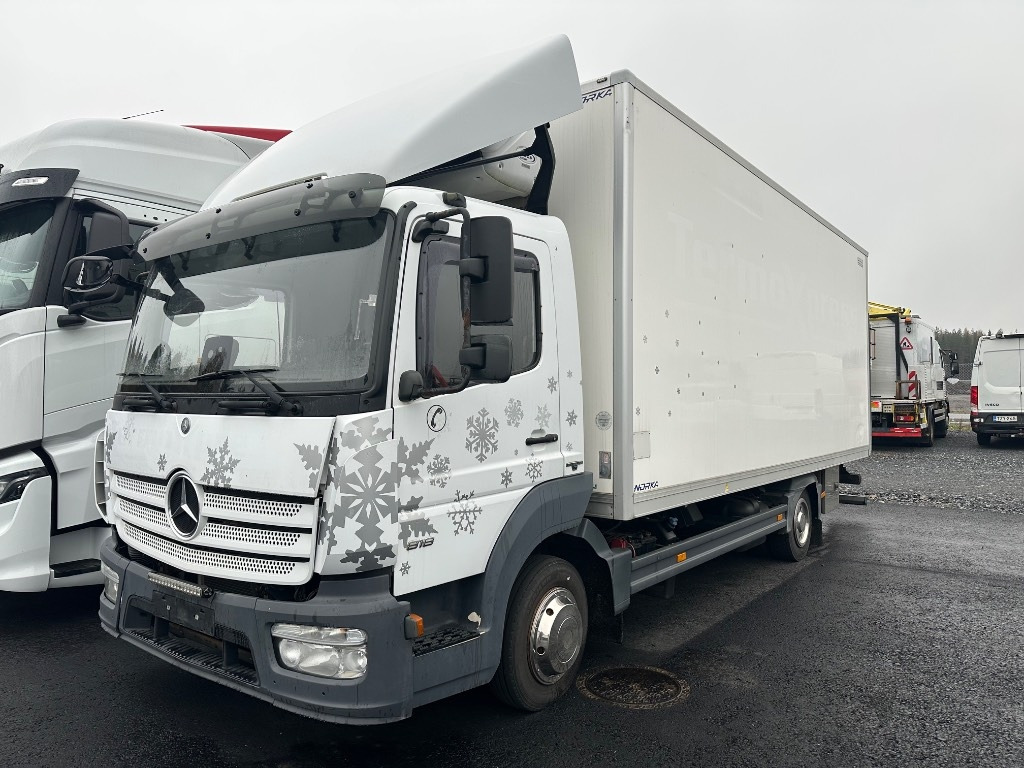 Mercedes-Benz Atego 818  - Külmutiga veoauto: pilt 1 Mercedes-Benz Atego 818  - Külmutiga veoauto: pilt 1