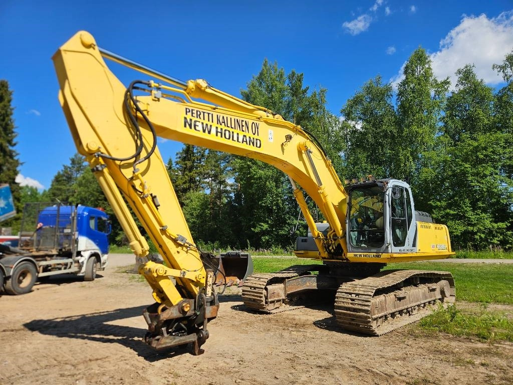 New Holland E 385 B - Lintekskavaator: pilt 2 New Holland E 385 B - Lintekskavaator: pilt 2