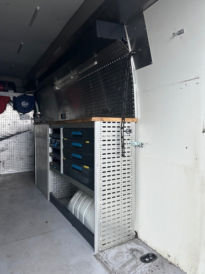 Kaubik Renault Master Huoltoauto: pilt 9