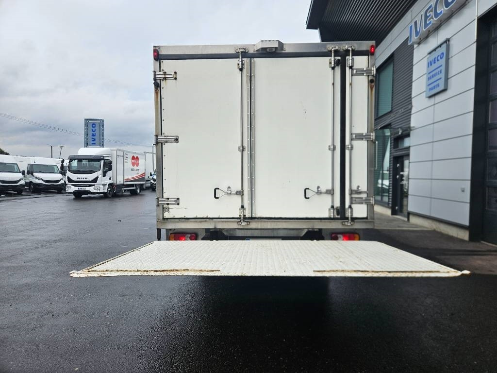 Renault Midlum 220 - Külmutiga veoauto: pilt 4 Renault Midlum 220 - Külmutiga veoauto: pilt 4