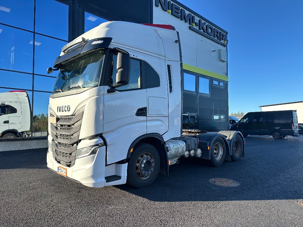 Iveco S-Way AS440X57 TZ/P 6x4 HCT - Sadulveok: pilt 1 Iveco S-Way AS440X57 TZ/P 6x4 HCT - Sadulveok: pilt 1