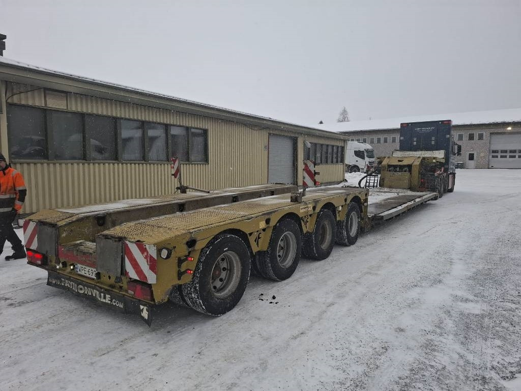 Volvo FH16 700 8x4 XXL GLOBE + Faymonville 4aks kehto - Sadulveok: pilt 4 Volvo FH16 700 8x4 XXL GLOBE + Faymonville 4aks kehto - Sadulveok: pilt 4
