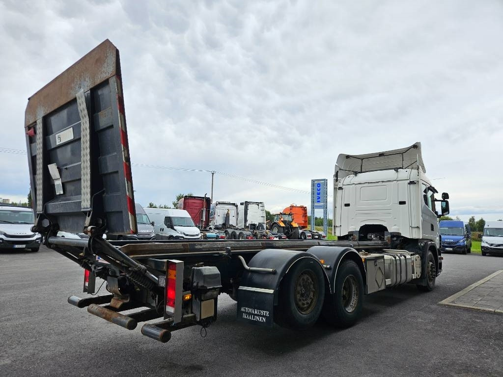 Scania G420 6x2*4 - Konteinerveduk/ Tõstukiga veoauto: pilt 3 Scania G420 6x2*4 - Konteinerveduk/ Tõstukiga veoauto: pilt 3