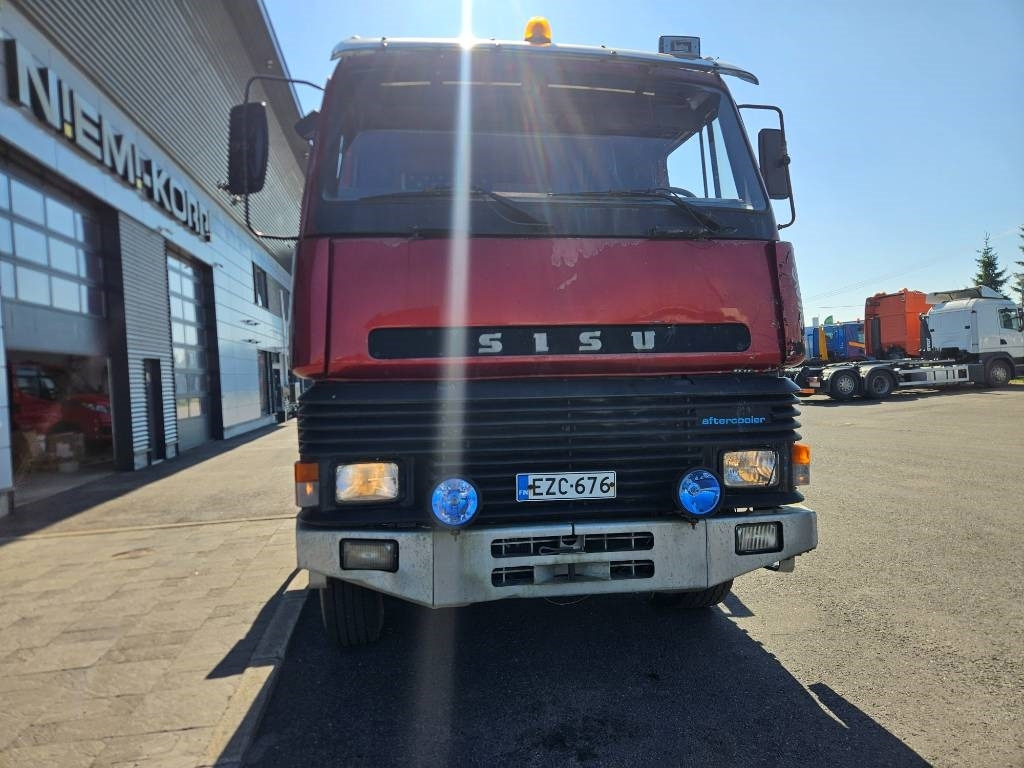 Sisu SM300 8X2 - Metsaveok: pilt 2 Sisu SM300 8X2 - Metsaveok: pilt 2