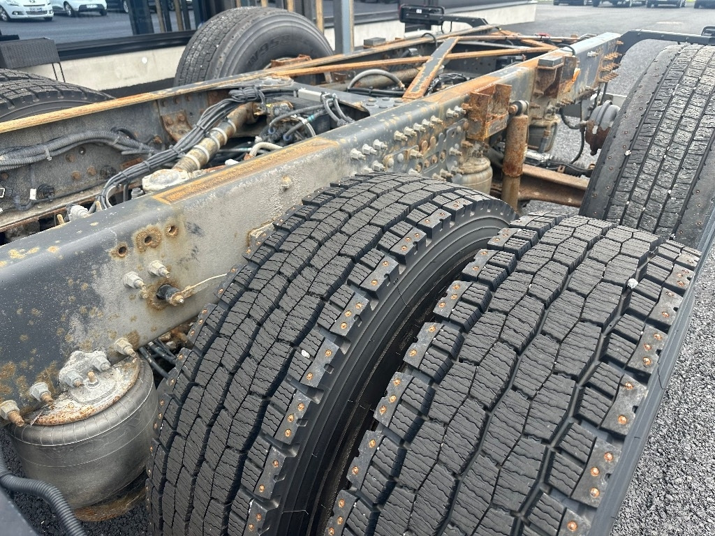 Kabiinišassiiga veoauto Volvo FH13 540 6x2*4: pilt 7
