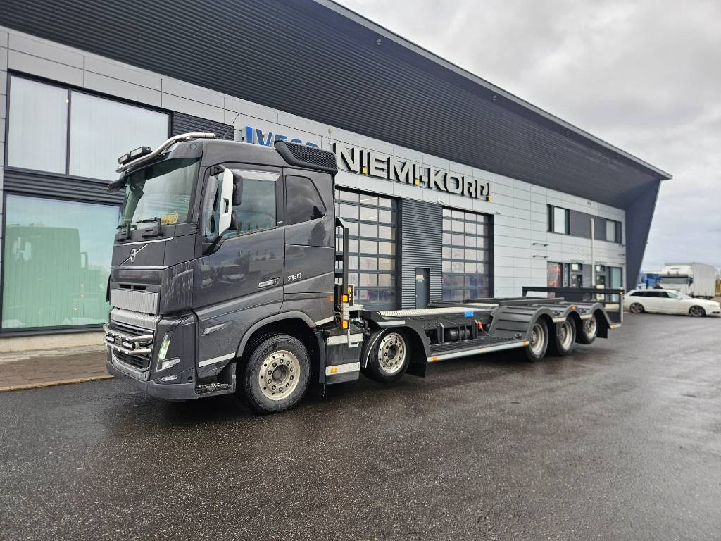 Volvo FH16 750 10x4 uudella metsäkoneritilällä - Metsaveok: pilt 1 Volvo FH16 750 10x4 uudella metsäkoneritilällä - Metsaveok: pilt 1