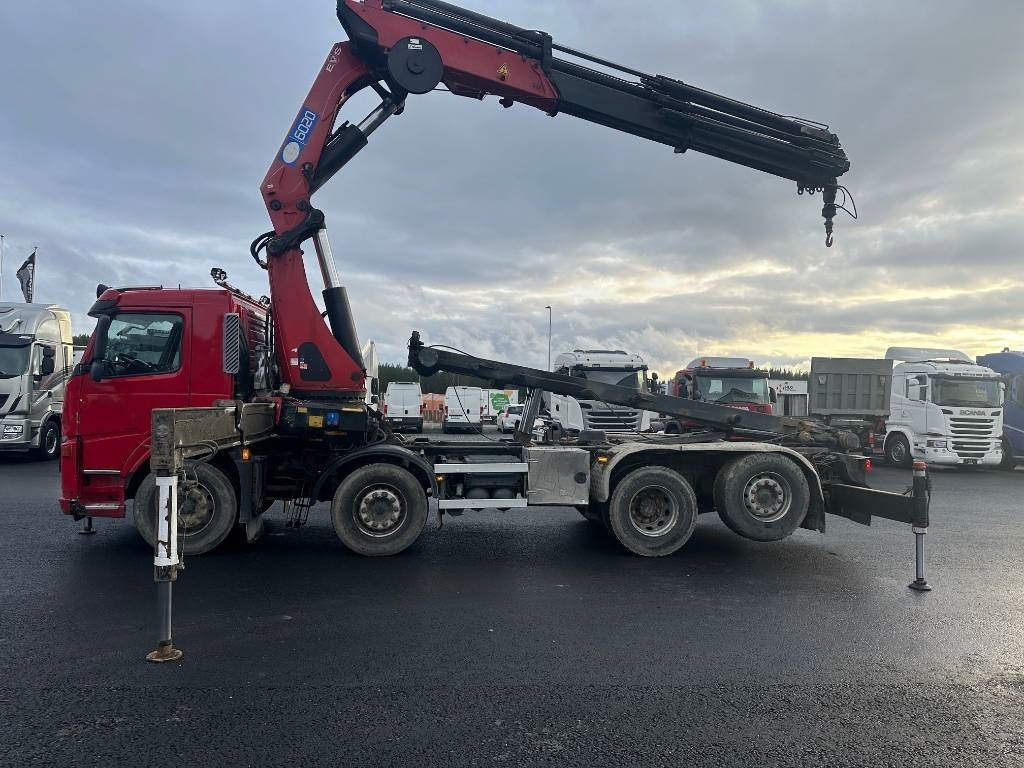 Volvo FM13. HMF 6020-K8 - Kraanaga veoauto: pilt 2 Volvo FM13. HMF 6020-K8 - Kraanaga veoauto: pilt 2