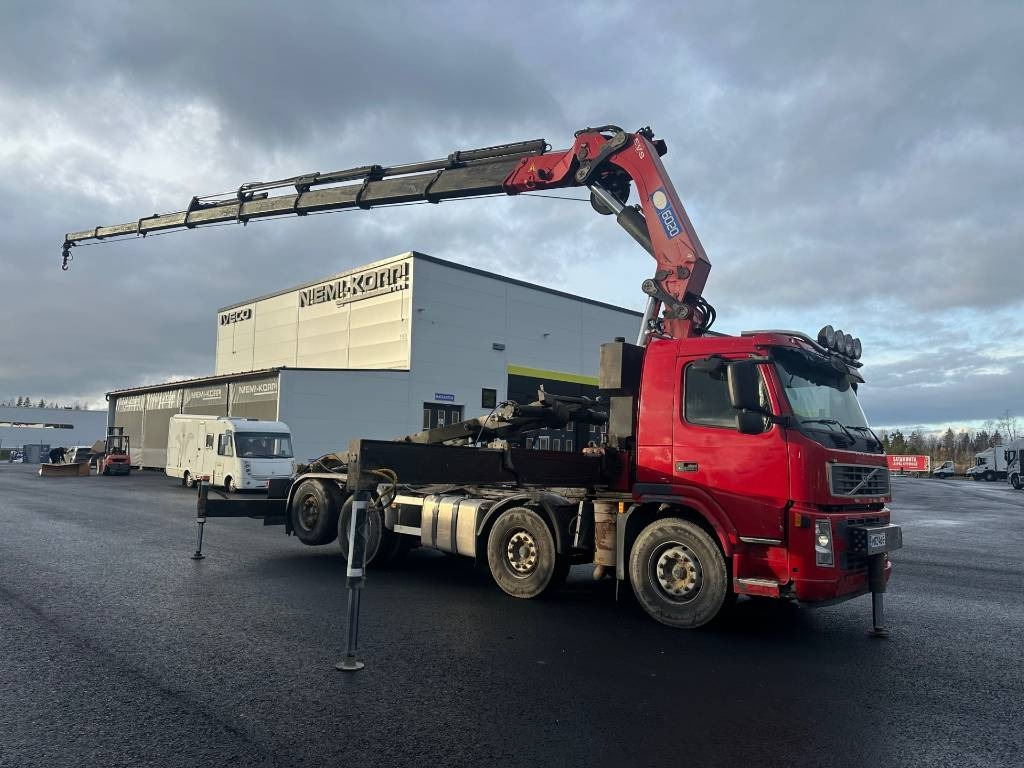 Volvo FM13. HMF 6020-K8 - Kraanaga veoauto: pilt 1 Volvo FM13. HMF 6020-K8 - Kraanaga veoauto: pilt 1