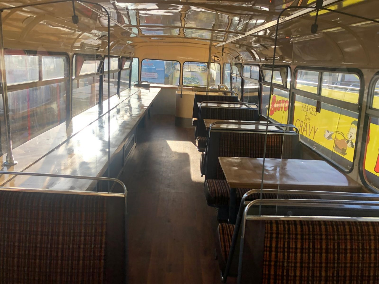 Bristol MOBILE BAR CAFE or RESTAURANT - Kahekordne buss: pilt 4 Bristol MOBILE BAR CAFE or RESTAURANT - Kahekordne buss: pilt 4