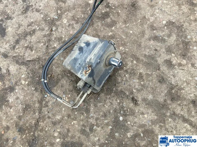 Scania Cab tilt P/N: 1720927 – 2204435 / 1794907 - Kabiin ja interjöör - Veoauto: pilt 1 Scania Cab tilt P/N: 1720927 – 2204435 / 1794907 - Kabiin ja interjöör - Veoauto: pilt 1