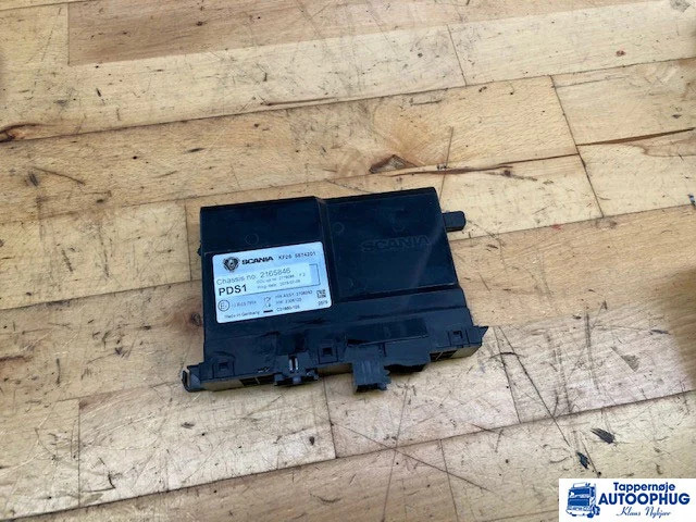 Scania ECU DCS door control Scania 2988731 - Mootori juhtimisseade - Veoauto: pilt 1 Scania ECU DCS door control Scania 2988731 - Mootori juhtimisseade - Veoauto: pilt 1
