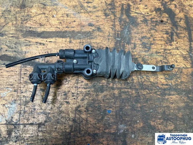 Scania Leveling valve – Scania 2454421 - Vedrustus - Veoauto: pilt 1 Scania Leveling valve – Scania 2454421 - Vedrustus - Veoauto: pilt 1