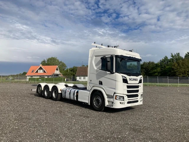 Scania R660 8X4/4 - Kabiinišassiiga veoauto: pilt 2 Scania R660 8X4/4 - Kabiinišassiiga veoauto: pilt 2