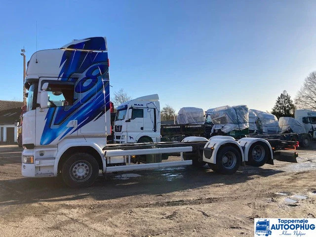 Scania R730 6X2 ONLY PARTS - Kabiinišassiiga veoauto: pilt 3 Scania R730 6X2 ONLY PARTS - Kabiinišassiiga veoauto: pilt 3