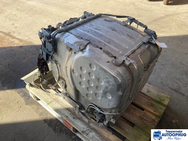 Scania Silencer – Scania 2724106 - Väljalaskesüsteem - Veoauto: pilt 1 Scania Silencer – Scania 2724106 - Väljalaskesüsteem - Veoauto: pilt 1