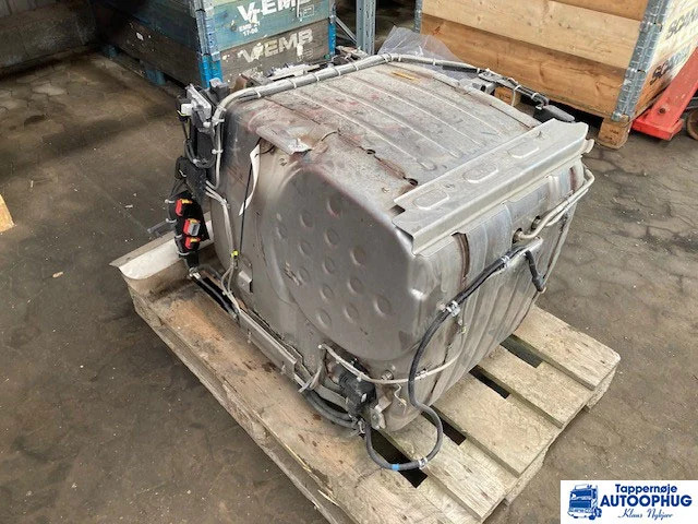 Scania silencer – Scania 2724106 - Väljalaskesüsteem - Veoauto: pilt 1 Scania silencer – Scania 2724106 - Väljalaskesüsteem - Veoauto: pilt 1