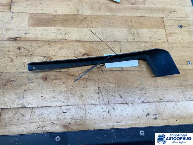 Scania spoiler forlænger RH – Scania 2300147 - Pealisehitus ja välispind - Veoauto: pilt 2 Scania spoiler forlænger RH – Scania 2300147 - Pealisehitus ja välispind - Veoauto: pilt 2