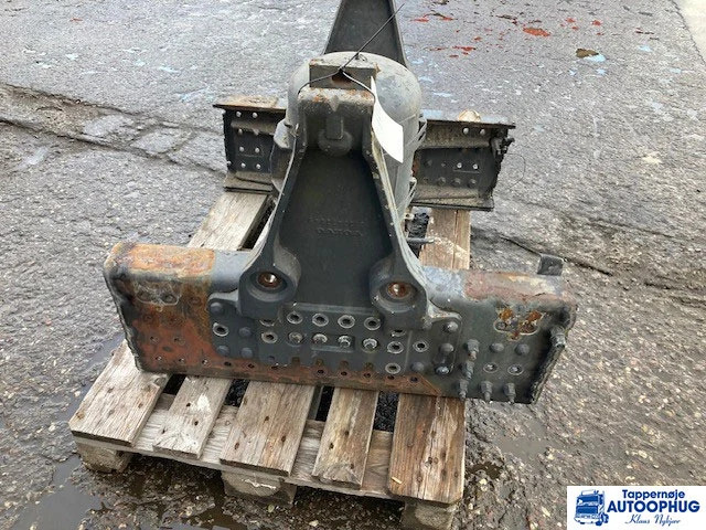 Volvo Suspension bracket – Volvo 21242877 - Vedrustus - Veoauto: pilt 2 Volvo Suspension bracket – Volvo 21242877 - Vedrustus - Veoauto: pilt 2