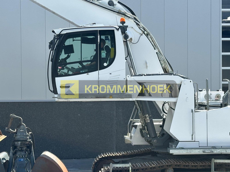 Liebherr R 946 LC Cosben 27 Meter Telescooparm liising Liebherr R 946 LC Cosben 27 Meter Telescooparm: pilt 12