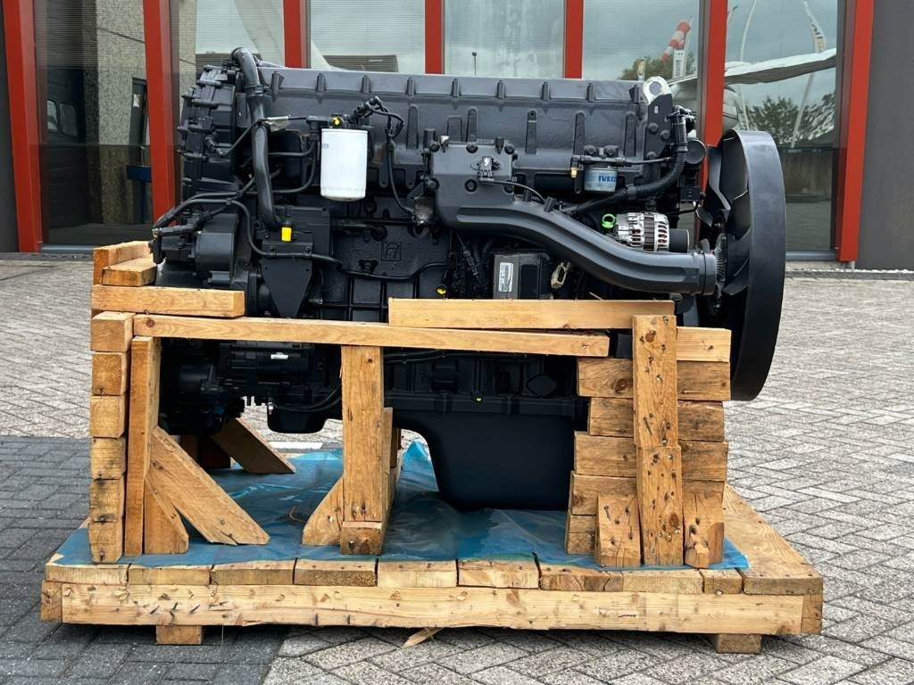 CNH Engine - FPT Cursor 13 - F3BE9681C - Mootor - Põllutööseade: pilt 2 CNH Engine - FPT Cursor 13 - F3BE9681C - Mootor - Põllutööseade: pilt 2