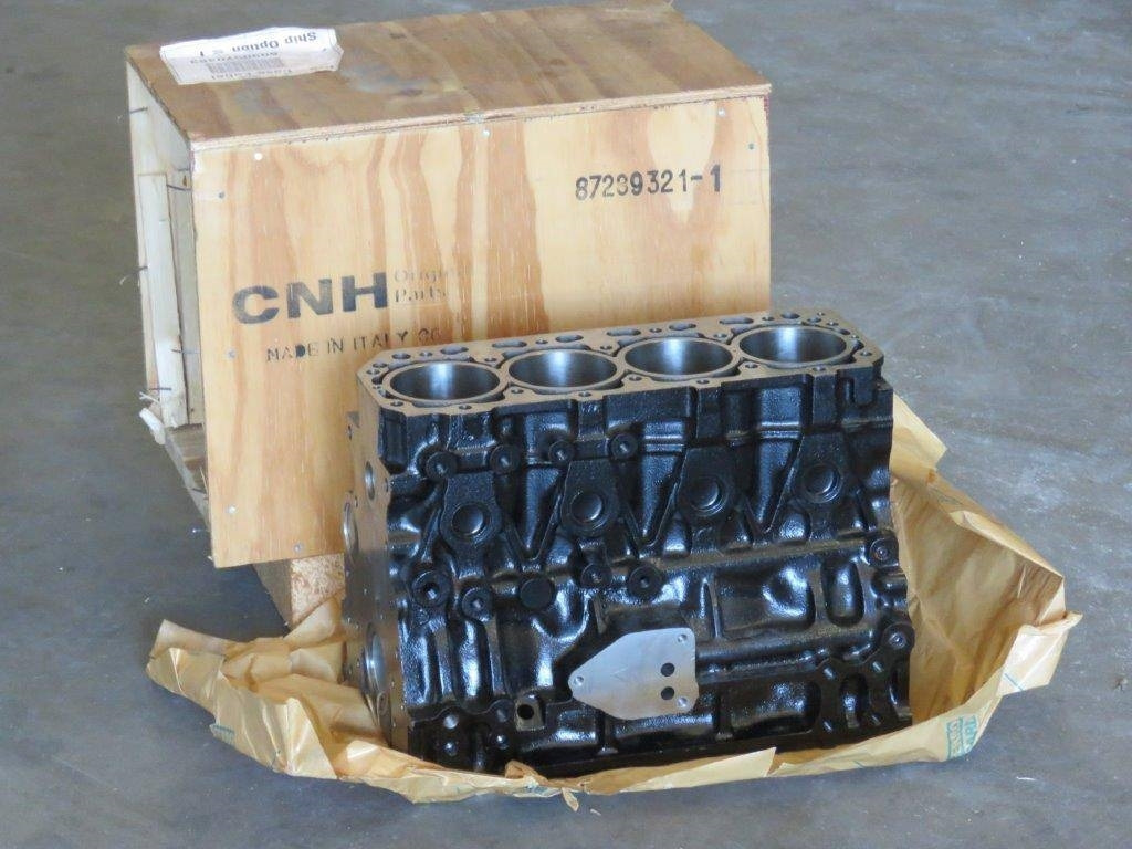 CNH Engine - T3000 / TCE - Yanmar - Mootor - Põllutööseade: pilt 1 CNH Engine - T3000 / TCE - Yanmar - Mootor - Põllutööseade: pilt 1