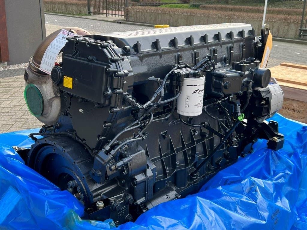 CNH Moteur - FPT Cursor 13 - F3CE0684C - Mootor - Põllutööseade: pilt 2 CNH Moteur - FPT Cursor 13 - F3CE0684C - Mootor - Põllutööseade: pilt 2