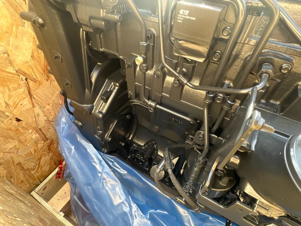 CNH Moteur - FPT Cursor 9 - F2CFE613G - Mootor - Põllutööseade: pilt 4 CNH Moteur - FPT Cursor 9 - F2CFE613G - Mootor - Põllutööseade: pilt 4